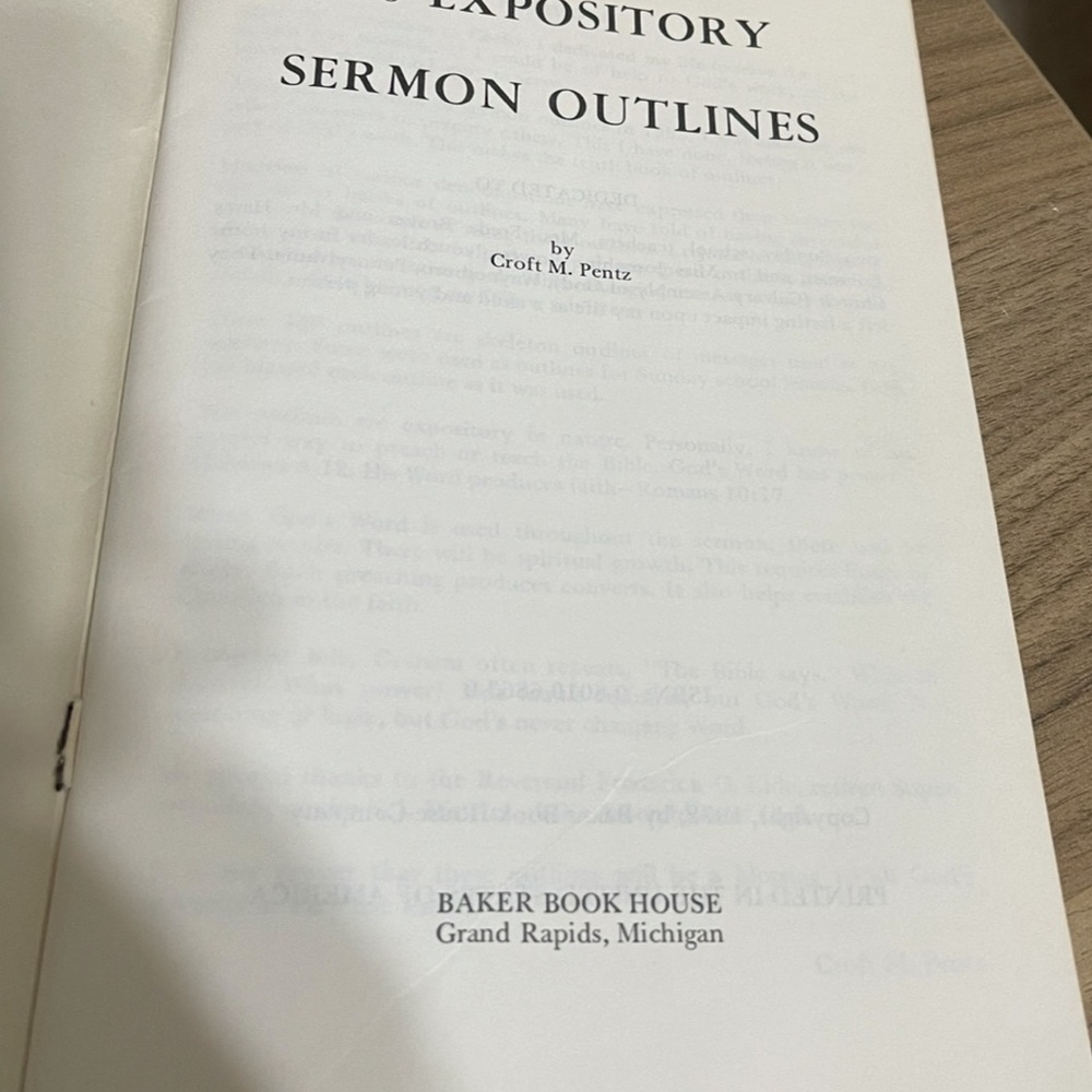 Vintage (1972)  150  Expository Sermon Outlines written by Croft Pentz